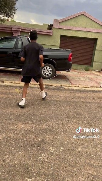 Last one for the year 🤣 i was dizzy after 😭#skippingropetricks #skippingrope #lifeaftermatric #laugh #SAMA28