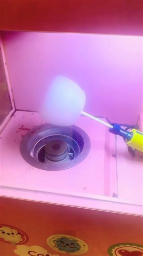 The Most Satisfying Way To Make Fresh Cotton Candy