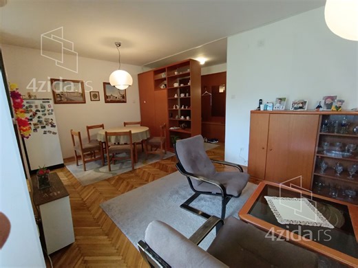 Trosoban stan na prodaju, Bulevar Vojvode Stepe, 177.160€, 69m²