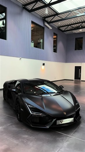 Lamborghini Revuelto: Supercar Review, Specs & Highlights