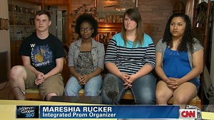 Kids host their first integrated prom