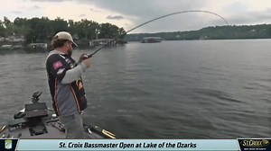 GEEz louise look at that head! 🐸 Robert Gee landed a kicker an hour ago. With only an hour before weigh-in starts (3:15 PM CT) Gee will need last minute upgrades like this one! #Bassmaster #BassOpens #BassEQ #Ozarks | Bassmaster