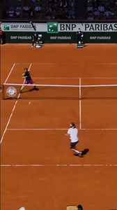 Tsitsipas went absolutely CRAZY 🇬🇷🤯🎾 #rolandgarros #tsitsipas #sports #tennis #zverev