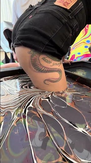 Gold Leg Dip Short