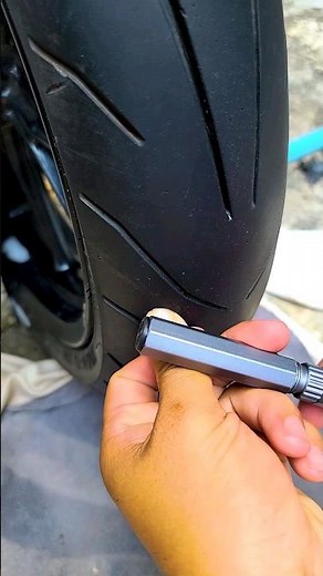 Emergency Tire Repair: Fixing a Flat Tire in Minutes