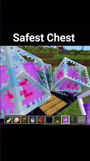 I Made a Blast-Proof Chest in Minecraft 💥🛡️ #birdtrend #shorts