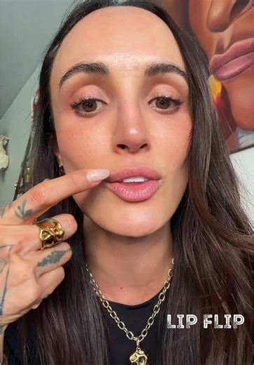 Lip Botox 🫦 #botox #lipflip