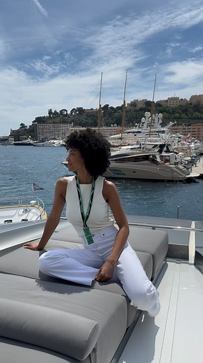 Morgane Quetier | Formation covering on Instagram: "✨ Et si tu osais enfin suivre ce qui te fait vibrer ? ✨ On a tous un rêve qui nous pousse à vouloir plus de liberté, plus de sens. Mais souvent, la peur de l’inconnu nous retient. Imagine ce que ta vie pourrait devenir si tu osais enfin sauter le pas et te lancer dans ce qui te passionne vraiment. 🙌🏽 💬 et toi, pourquoi tu ne t’es toujours pas lancé ? #formationcovering #covering #coveringacademy"