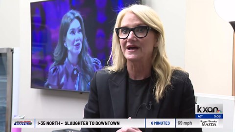 Thousands gather to attend the Texas Conference for Women at the Moody Center