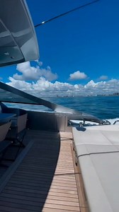 The Pershing 9X putting off an impressive rooster tail 💫 The twin MTU M96L’s produce 2,638 horsepower each for a top end speed of 42 knots! 📷@nautical.network ________________________________ Follow us on Facebook and Instagram ⬅️ Inspiration page photos are not mine Repost-->tag @today.yacht Turn on the notifications and Stay beautiful © All right for creator DM for removal #luxuryyacht #modernboats #jcraft #modernboat #yachtdesign #modernart #yachtdaily #boatlife #superyacht #summertime #cha