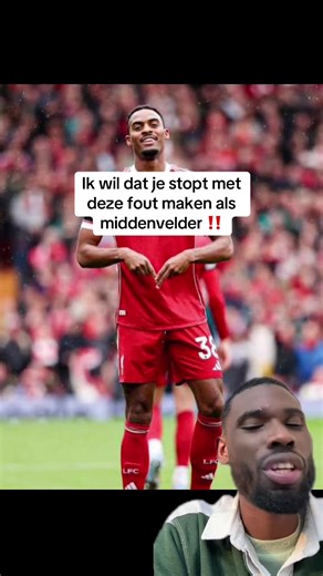 Heb jij veel balverlies als middenvelder? Stop met deze fout. ⚽ Top middenvelders zoals Ryan Gravenberch scannen eerst, weten waar de ruimte is en komen pas dan in de bal. Scan → plan → bal vragen. Dat maakt het verschil. #voetbaltips #middenvelder #voetbaltraining #voetbalcoach #gravenberch