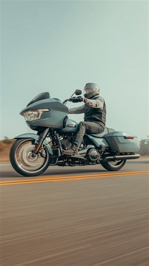Powerfully redesigned for a new era of Grand American Touring.​ 2024 Road Glide ➡️ https://www.h-d.com/RoadGlide | Harley-Davidson