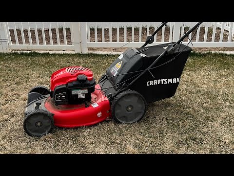 Why is my lawnmower blowing white smoke? Shut it off immediately!Lawnmower smoking!Lawnmower repair!