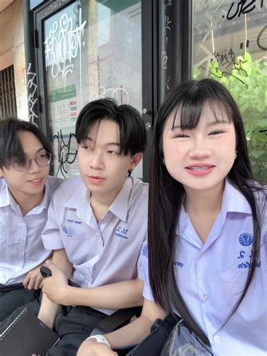 คนที่เราชอบ เลือกคนที่ชอบเรา ในเอ็มวีใหม่