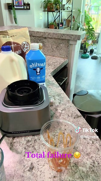 Total Failure: Homemade Vanilla Bean Frappe Disaster