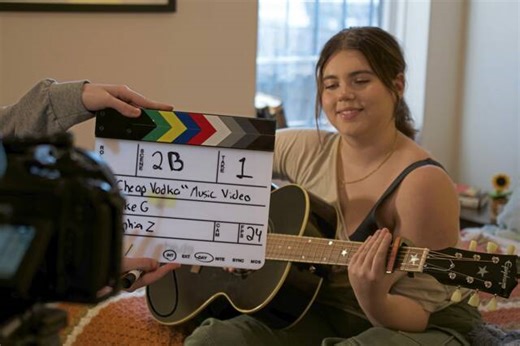 Point Park student Ava Presley wins Pioneer Stars, debuts ‘Cheap Vodka’ at Stage AE