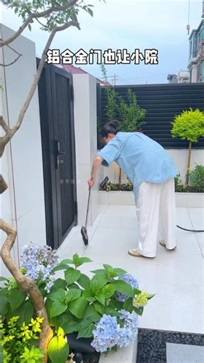 Transforming a Mini Courtyard:neighbors' envy in just 30 sqm