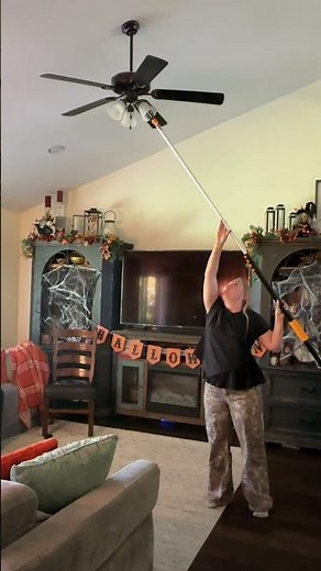 Ultimate Guide for changing Light Bulbs in High Ceilings Without a Ladder 💡