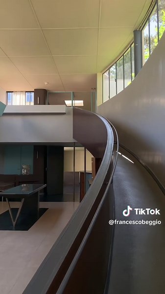 Maison La Roche: Capolavoro dell'Architettura Moderna