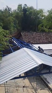 galvalum roof installation | Mas Nung