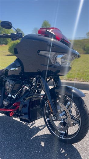 Custom built 2026 Road Glide for sale! #roadglide #bagger #motorcycles #harleydavidson #biker #clt