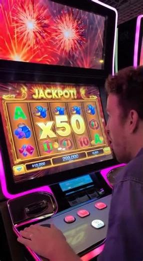 Guy Loses His Mind Slot Machine Erupts
