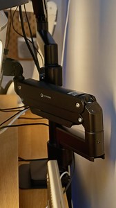 This monitor arm was born for Ultrawides up to 57” 🤯 This is the Ultrarm monitor mount system 🔥 This system is made for the big boys. If you are fortunate enough to have a super ultrawide and/or a heavy monitor such as my 49” monitor then you know how hard it is to find a monitor arm system that can hold these beasts. This system by @ultrarm.tw is remarkable. It is heavy duty and made of premium materials (you can tell because it’s super heavy!). Using just one pole mount you can add multiple 