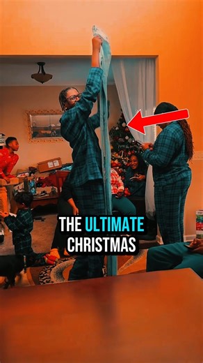 Ultimate Christmas Prank #ChristmasPrank #FunnyMoments #SiblingPrank #USAStyle #OversizedFashion