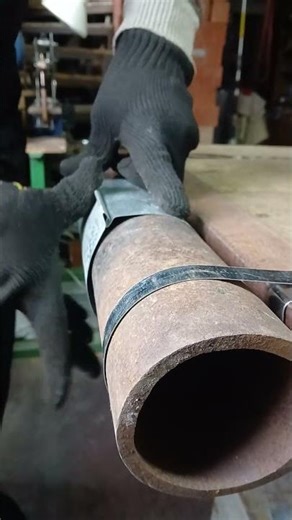 Make a Metal Tube by Hand in 5 Seconds