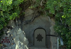 Help The Giant Werewolf - Escape Fan