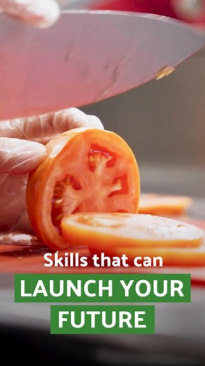 Get paid to learn in a working school kitchen and build skills to prepare you for a new career. Spots are limited. Apply now! | Chef Ann Foundation