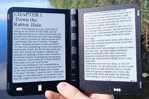 Diptyx, une liseuse à double écran (open source) qui s’ouvre comme un livre papier