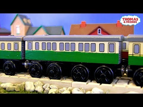 Green Express Coaches | Custom Thomas Wooden Railway Model #28 by TurtlesAndThomas