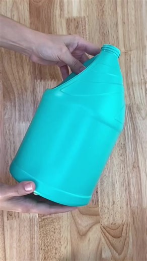 Plastic Bottle Ideas you’ll love 💕 #diycrafts #fypシ゚viral #DIY #craft #dollartreefinds