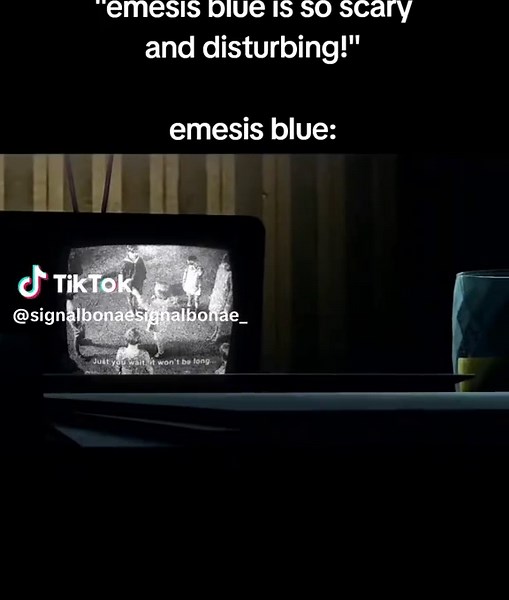 Understanding Emesis Blue in Team Fortress 2