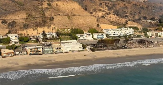 Los Angeles has never seen this level of destruction: 'Everything is burned down'