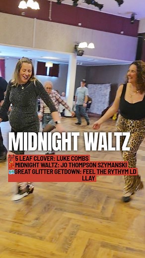 Heidi is absolutely beaming. Watching her dance the MIDNIGHT WALTZ to a 5 Leaf Clover with the bump is enough to melt the whole room. Pure joy on the floor! What a fantastic event led by Heidi — here’s wishing her all the luck as everything unfolds in the coming weeks! 🎶 5 Leaf Clover — Luke Combs 💃 Midnight Waltz - Jo Thompson Szymanski 📍 Great Glitter Getdown: FTR LD, Llay #linedanceuk #linedance #lukecombs #dance Feel The Rhythm Line Dancing | Backroad Boots UK