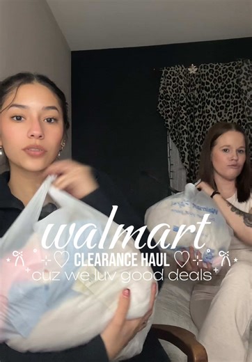 Walmart Clearance Haul: Fashion Finds for Moms