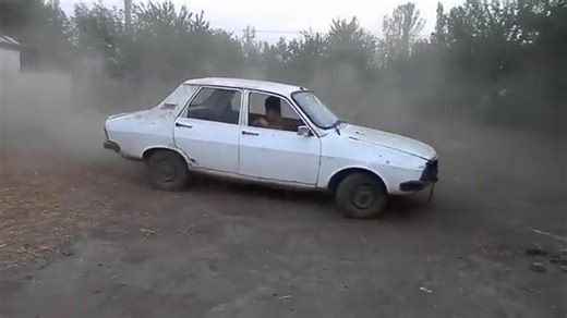 Când faci din gard poartă 😂🔥 | Best of Dacia