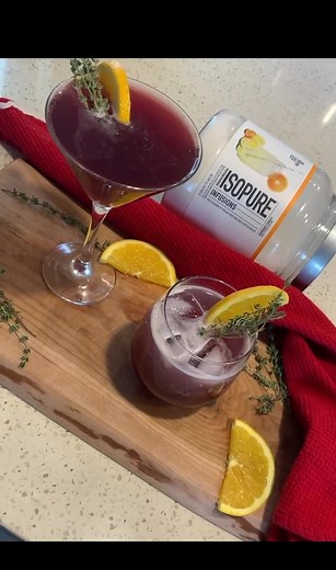 Pump up the protein in your... mocktails? 🤔 Yes, thanks to the incredibly fresh and fruity flavors in ISOPURE Infusions! 🍋🥭🍓🍊🍌🍉 ½ scoop Isopure Citrus Infusion protein powder ½ cup water 3 oz( 2 shots) grapefruit juice 1.5 oz( 1 shot) Dark cherry juice ⅓ cup Club soda Directions: 1. Add water and protein powder in a shaker cup and shake! Let rest for 5 minutes before using to let the foam settle. 2. In a cup add ice cubes 3. Pour in your protein drink, grapefruit juice, cherry juice and c