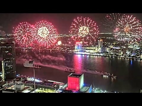 Watch the 2025 Ford Fireworks from Downtown Detroit