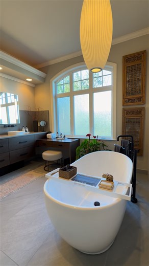 ✨ Master Bathroom – Mercer Island, WA ✨ A custom master bathroom designed and built by FDC Construction on Mercer Island. Clean lines, premium finishes, and attention to every detail — from tile work to fixtures — to create a space that’s both beautiful and functional. 🔹 Custom shower & tub layout 🔹 Quality tile installation 🔹 Modern fixtures and finishes 🔹 Precision craftsmanship 📞 Project Estimates: 1 (253) 240-5771 📧 project.estimate@fdcwa.com 📍 Tukwila, WA #FDCConstruction #MasterBath