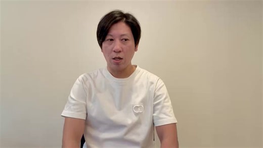 もう完全にみんなのおもちゃにされてて草 #全裸シャンパンタワー #坂井秀人