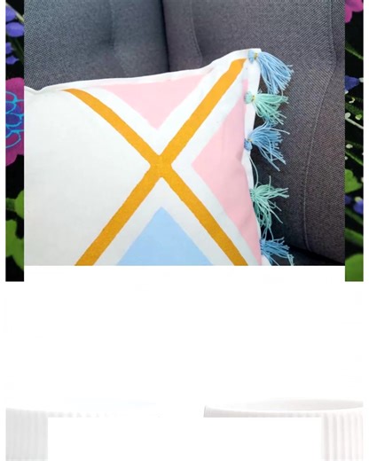 Transformă-ți hainele cu Pebeo Setacolor! 🎨 Vopsele textile pentru orice material, mate sau fluorescente. Ușor de folosit, rezistente la spălare! Creează-ți propriul stil azi! ✨👕 Culori textile Shimmer Opaque Setacolor Pebeo 45ml 🔥 Hai la cumpărături 🔥 #Setacolor #DIY #VopseaTextila #ArtaTextila #PersonalizareHaine #Creativitate