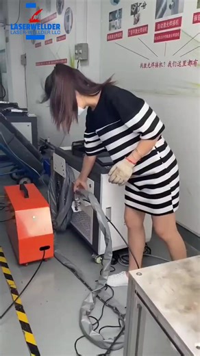 1.4M views · 2.9K reactions | Laser welding machines, fast speed , easy to use Max 1000W 1500W 2000W handheld laser welder for optional WhatsApp: +447575315453 #fbreels #reels #foryou #fyp #welder #welding #weldinglife #laserweldingmachines #weldingmachine #industry #laserwelding | Weldwell | Facebook