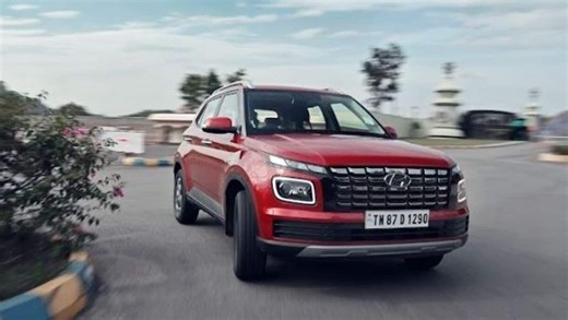 Watch: Maruti Brezza vs Hyundai Venue: What should be your pick