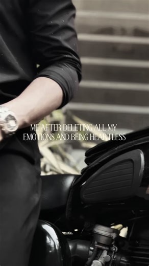 MUHAMMED RAZI on Instagram: "🚩 #black"