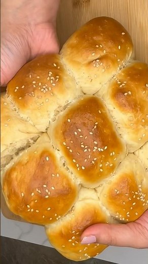 Fluffiest Whole Wheat Dinner Rolls | Eggless Homemade Dinner Rolls (Detailed Recipe in Description)