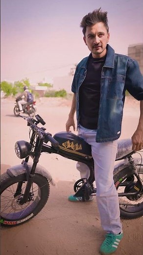 Bike🏍️ Vs Electric Cycle 🚲: Race से पहले hi petrol khatam😁 #shorts