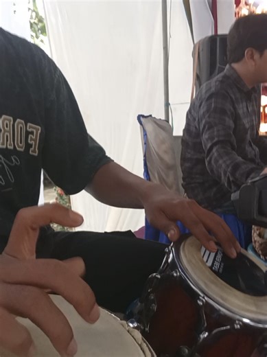 Membahagiakan Ibu Kita di Hari Spesial